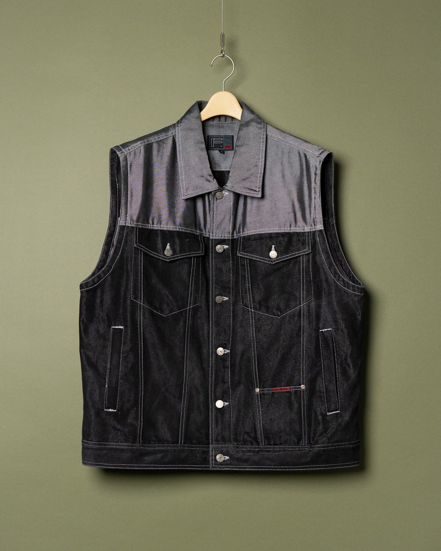 "FNT" Tracker Vest - Made in Russia