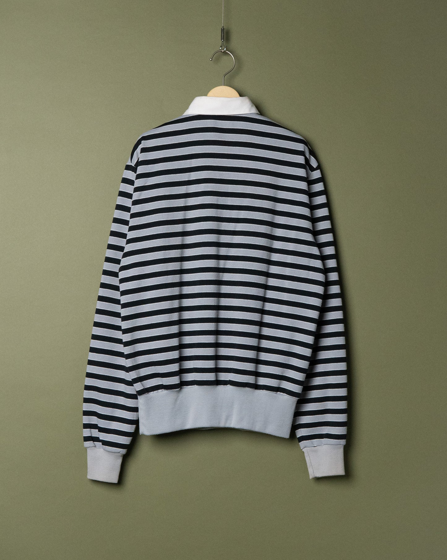 Stripe Pullover with White Collar