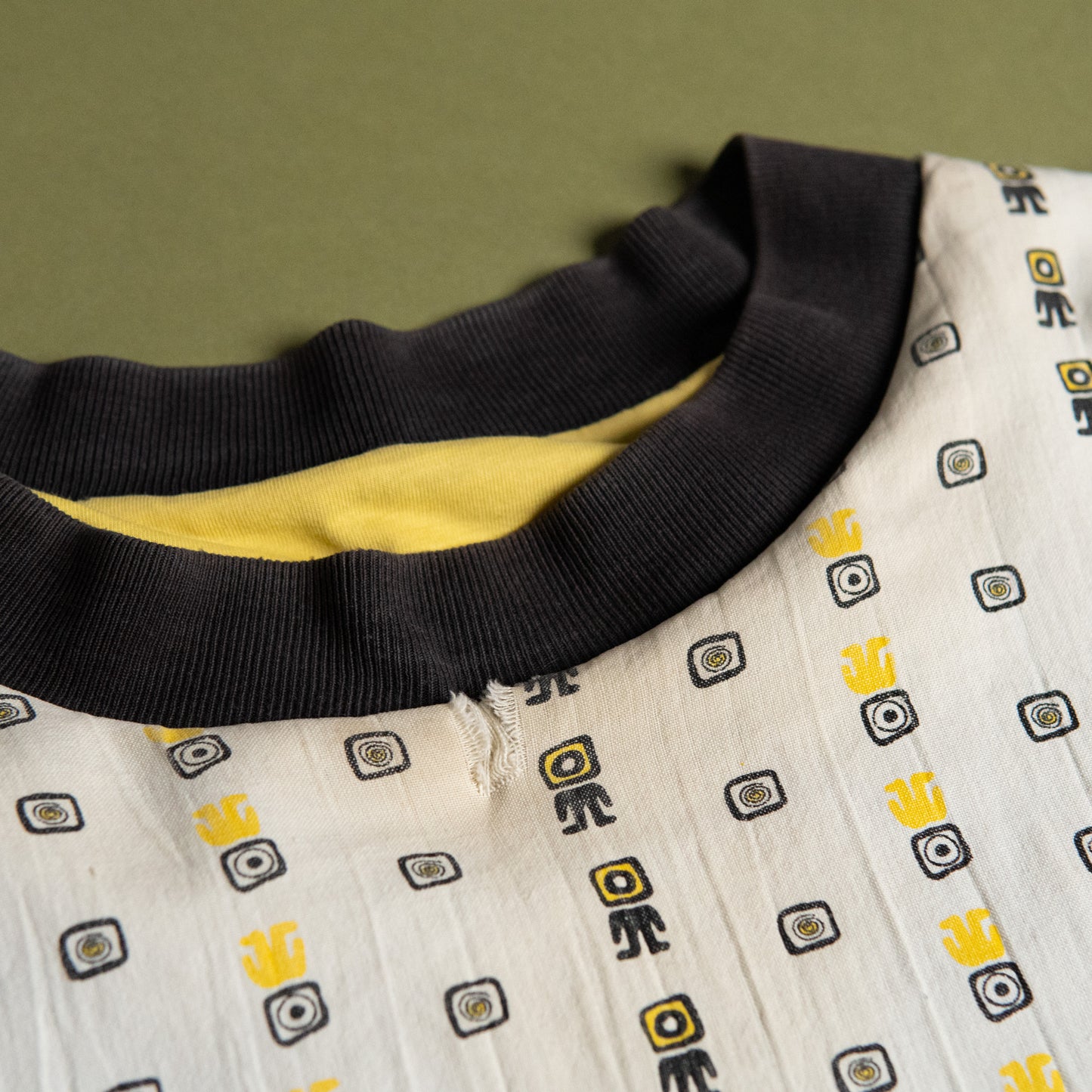 "BODY GLOVE" Reversible Puffer Sweatshirt