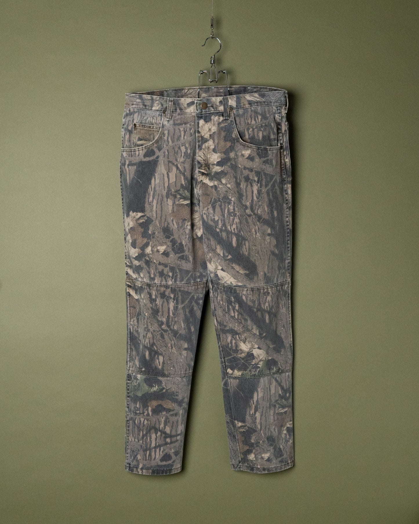 "Wrangler" Double Knee Realtree Camo Jeans
