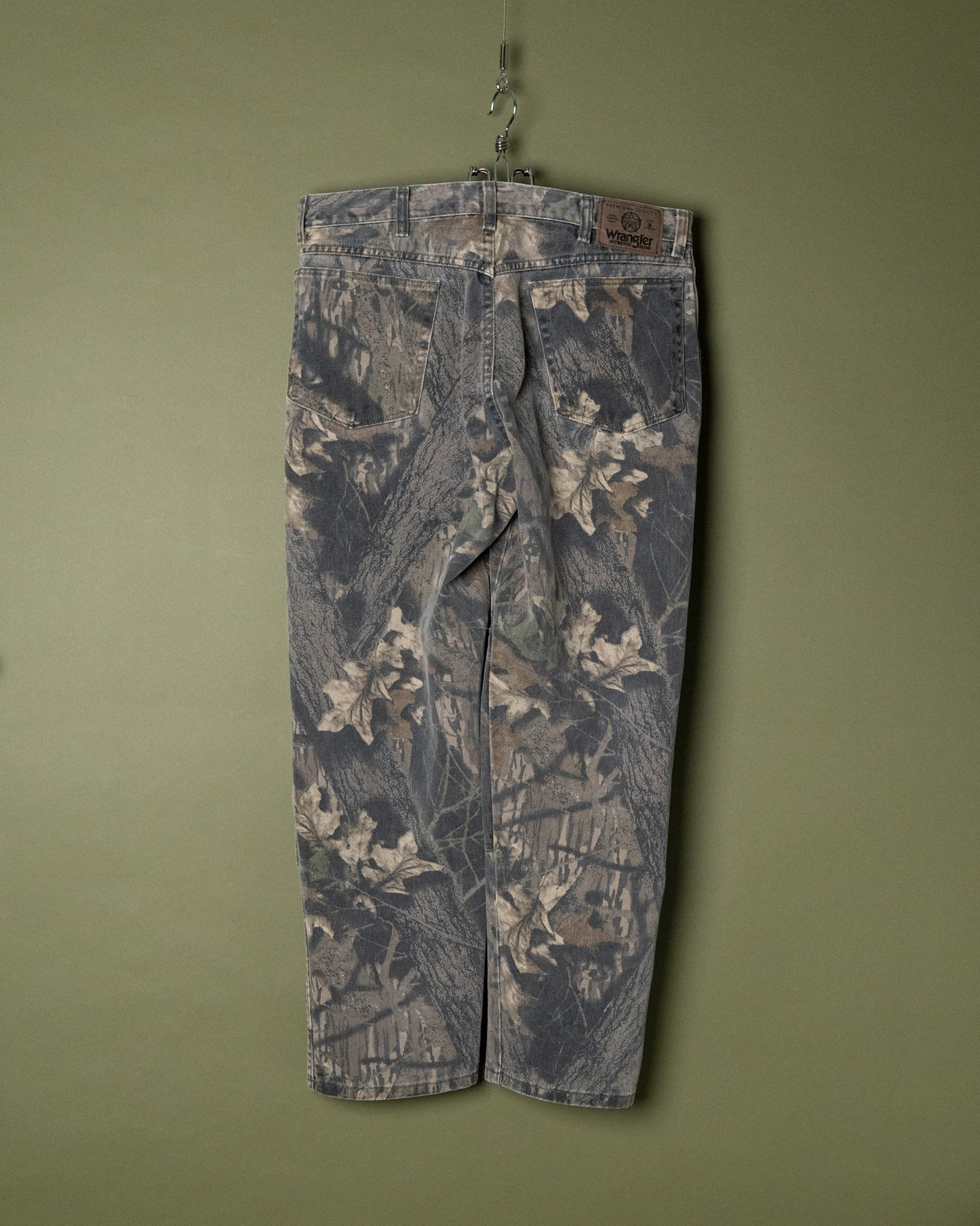 "Wrangler" Double Knee Realtree Camo Jeans