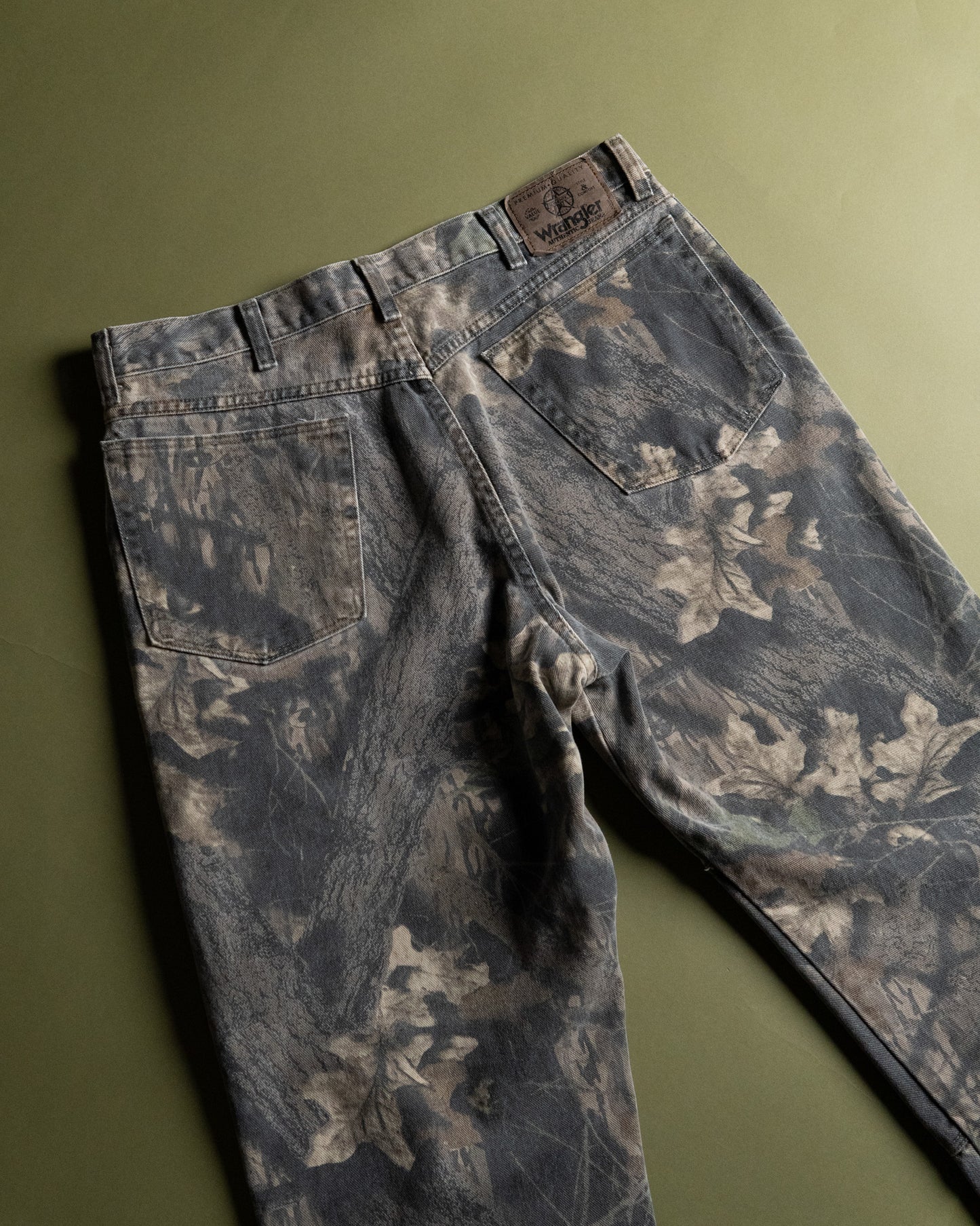 "Wrangler" Double Knee Realtree Camo Jeans