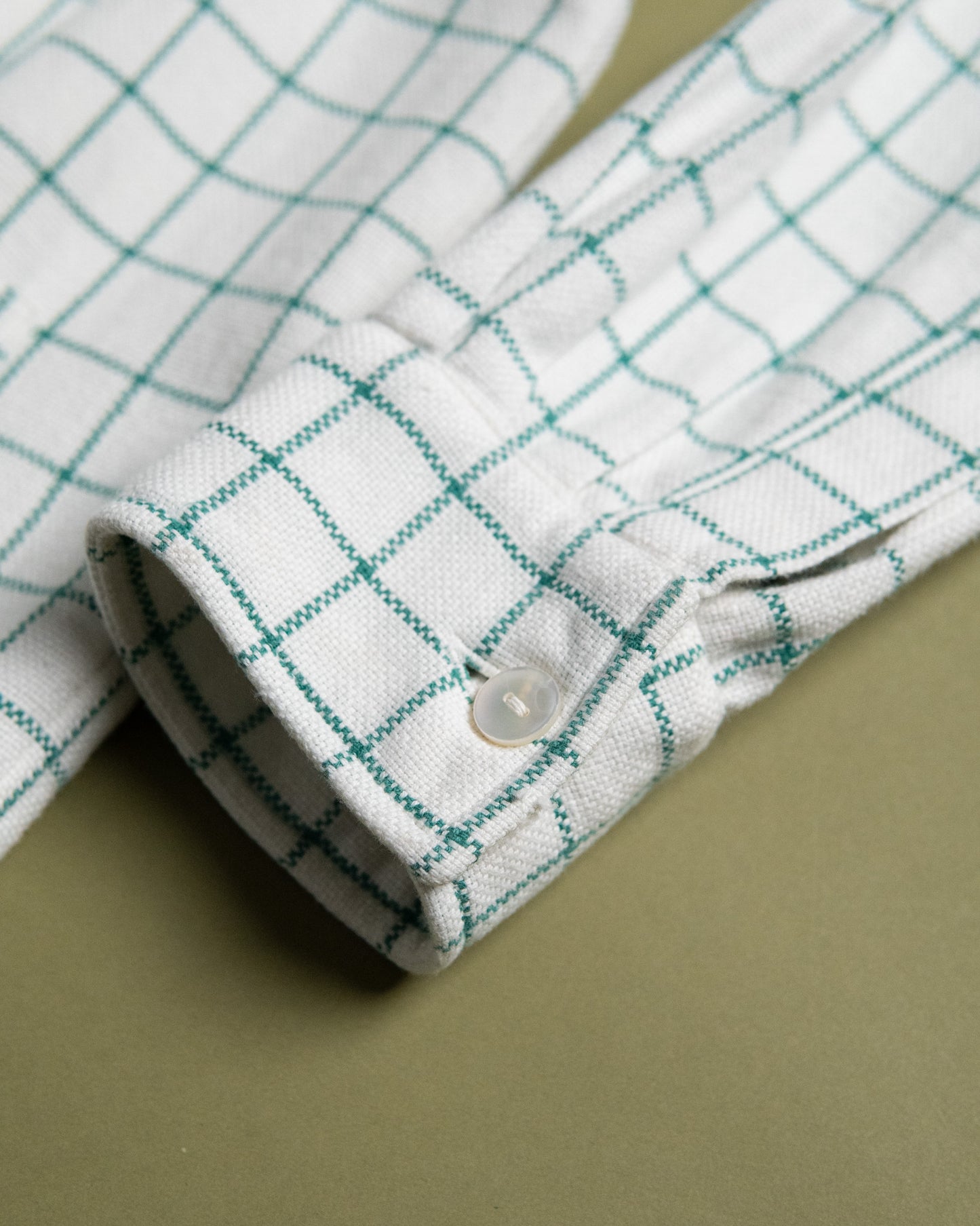 Italian Collar Plaid Pullover Shirt
