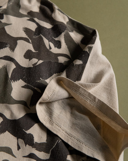 "DUCK DYNASTY" Bird Camo Portrait T-Shirt
